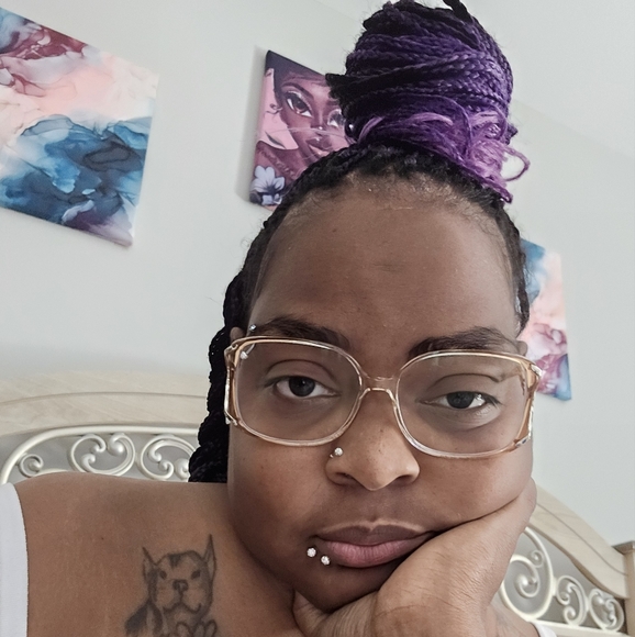 Meet your Posher, Devin - Picture 1 of 1